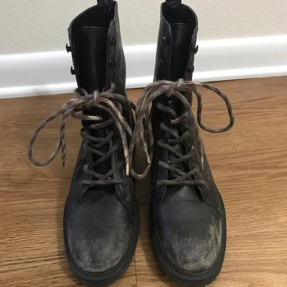 Zara distressed combat boot - Picture 2 of 9